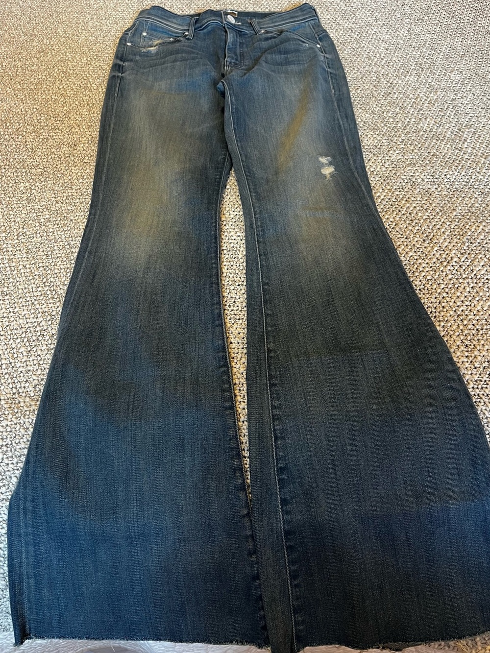 MOTHER The Weekender Fray in Grafitti Girl Women’s Size 26 - Picture 3 of 9